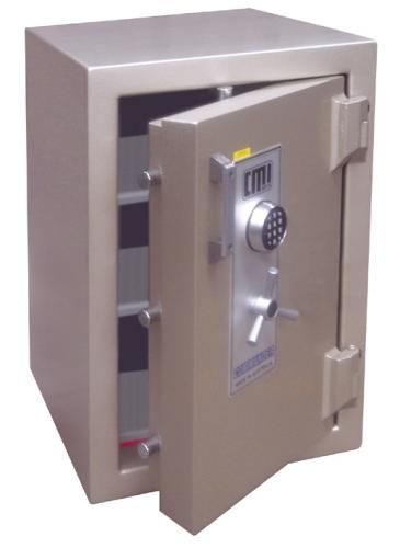 CMI Commander Safe CR2